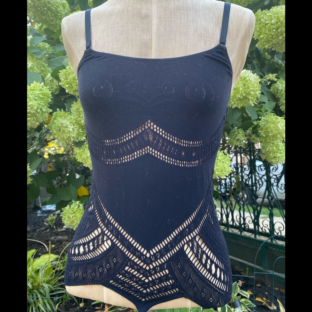 Camisole  with engineered laser cut lace design